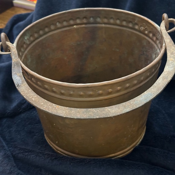 Vintage Copper Bucket Vintage Metal Pail Vintage Copper Home Decor  7.5” x 9” - Picture 2 of 5